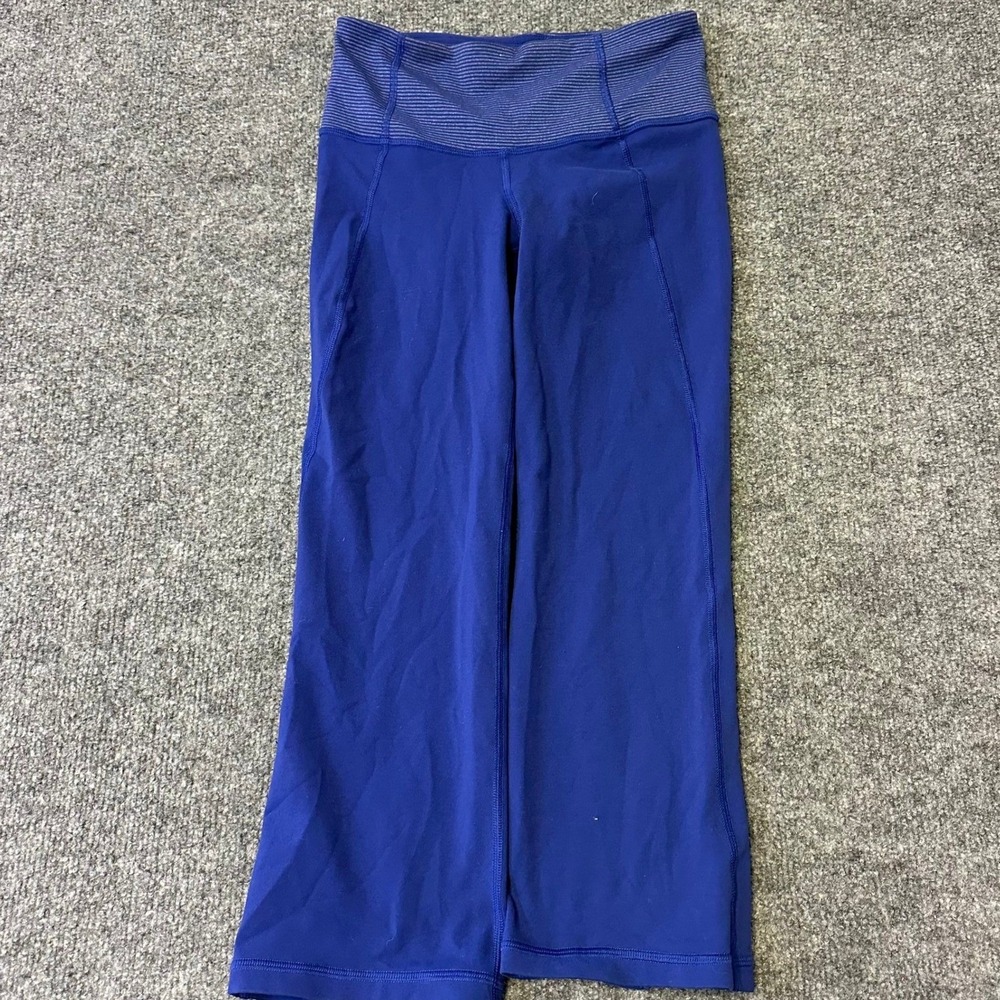 Lululemon crop pants Womens Size 2 Blue Striped Waist Flare Leg Slit Yoga Gym